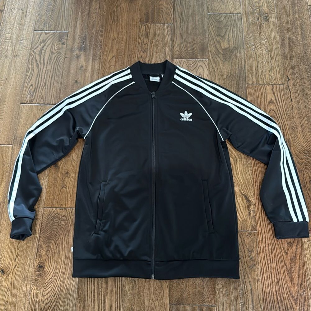 Adidas black zip up jacket. Sz YXL